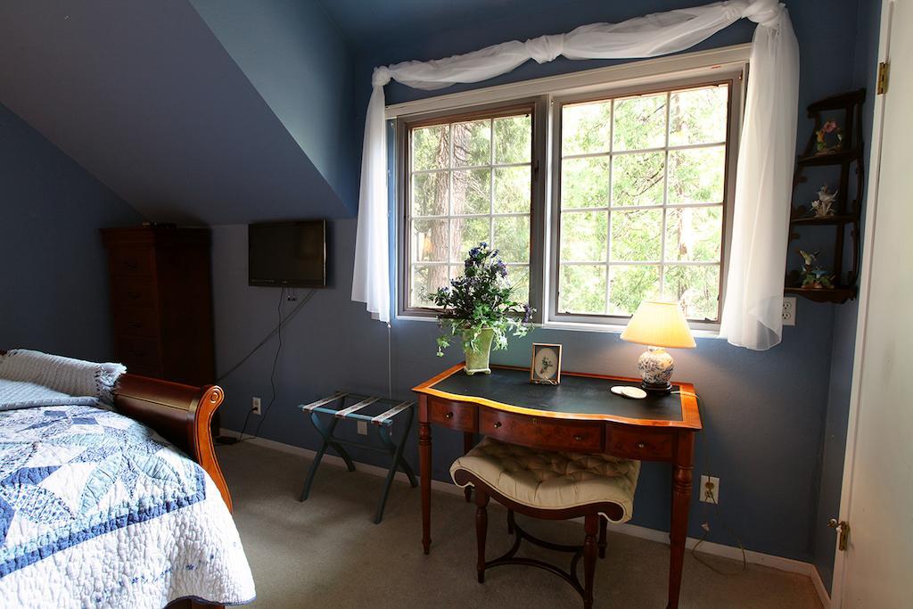 Highland House Bed And Breakfast Mariposa Habitación foto